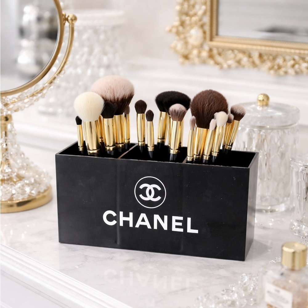 Luxury Makeup Brush Holder